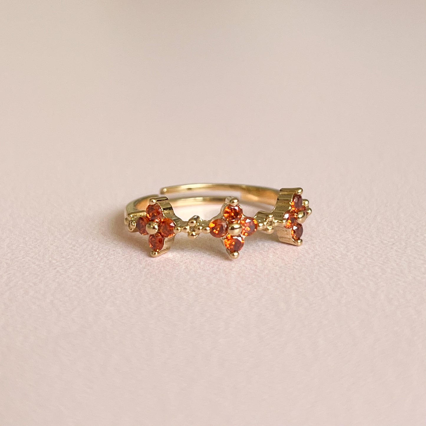 Anillo Clementina