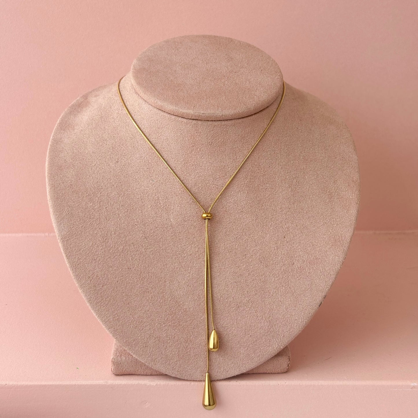 Collar Cassandra