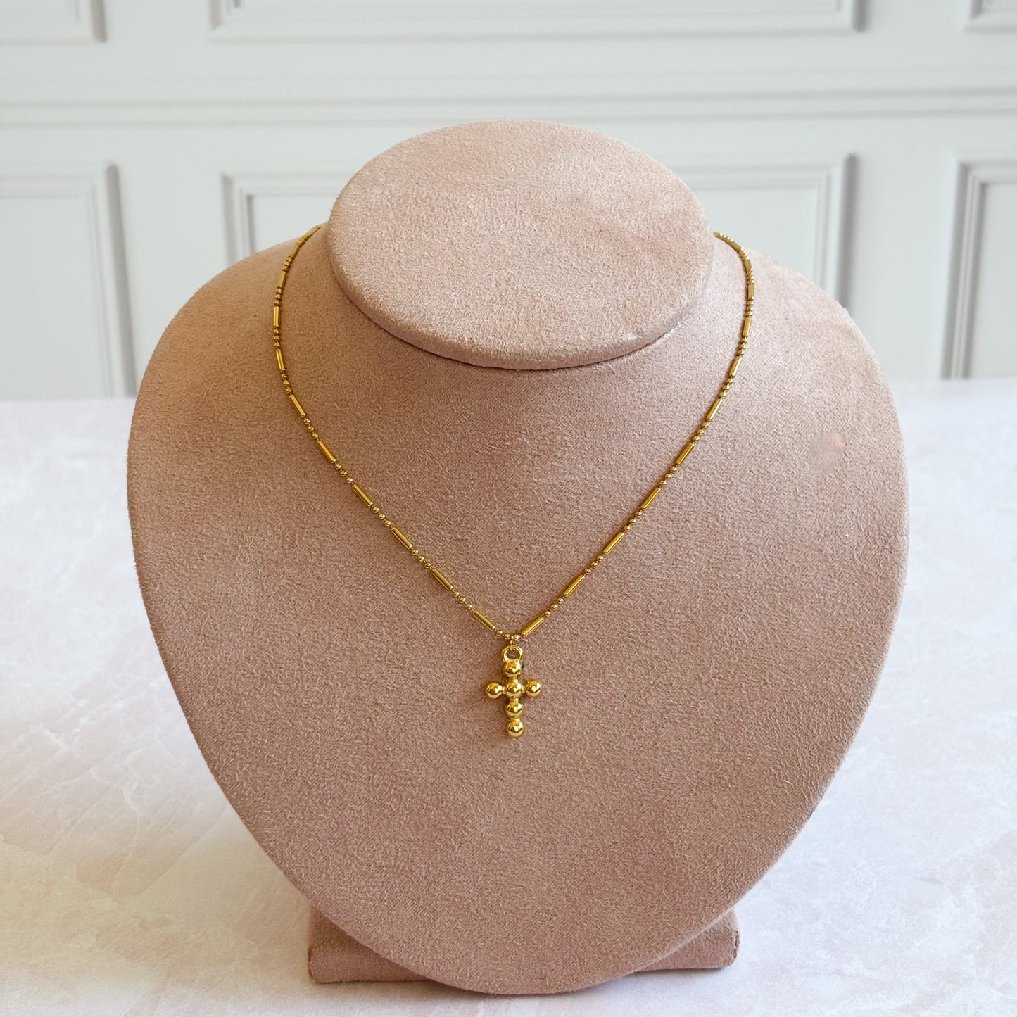 Collar Cruz