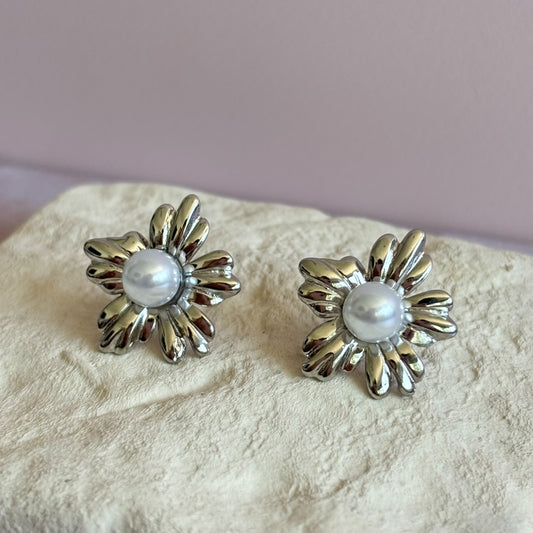 Aretes Carmina