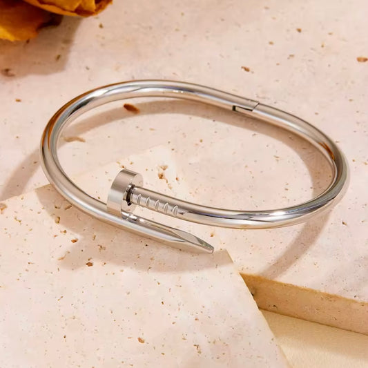Brazalete Clavo